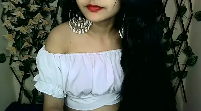 SUZY FROMUS online show from 2, 2, 2025