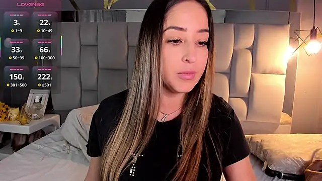 Snapshot of AliceSteel12 chatting on 28, 10, 2025 AliceSteel12 online show from 28, 10, 2025