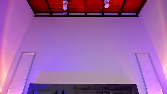 EmmaBecket2 online show from 7, 1, 2025