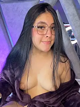 Snapshot of Annie9_ chatting on 15, 11, 2025 Annie9 online show from 15, 11, 2025