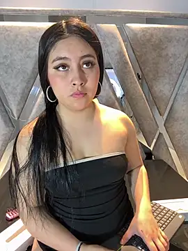 Snapshot of Annie9_ chatting on 23, 11, 2025 Annie9 online show from 23, 11, 2025