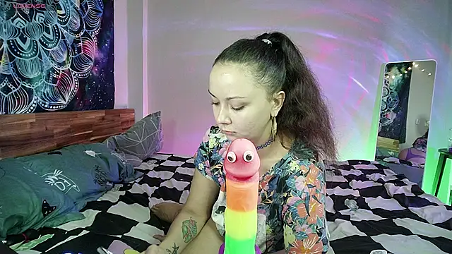 kellycakemeow online show from 9, 2, 2025