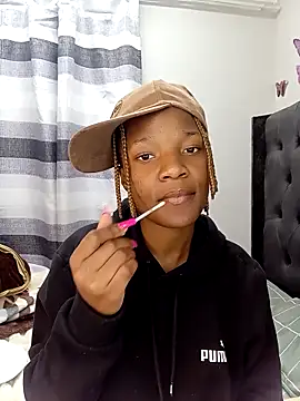 Snapshot of SHANTYBABE chatting on 28, 9, 2025 SHANTYBABE online show from 28, 9, 2025