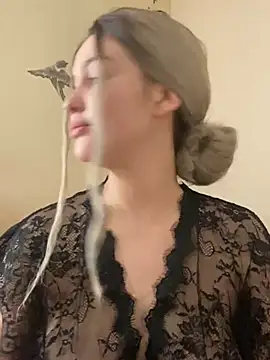 KikiWatson online show from 1, 1, 2025