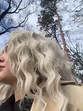 KikiWatson online show from 7, 1, 2025