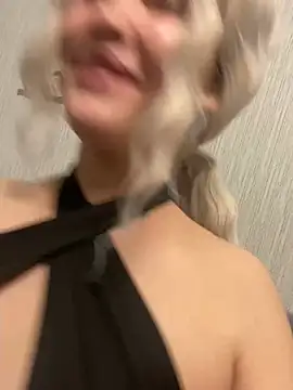 KikiWatson online show from 12, 1, 2025