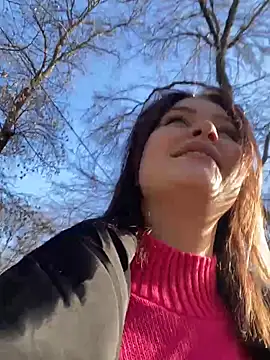 KikiWatson online show from 30, 1, 2025