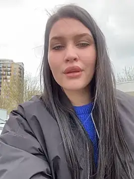 KikiWatson online show from 22, 3, 2025