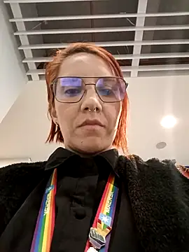 your red rose  online show from 25, 2, 2025