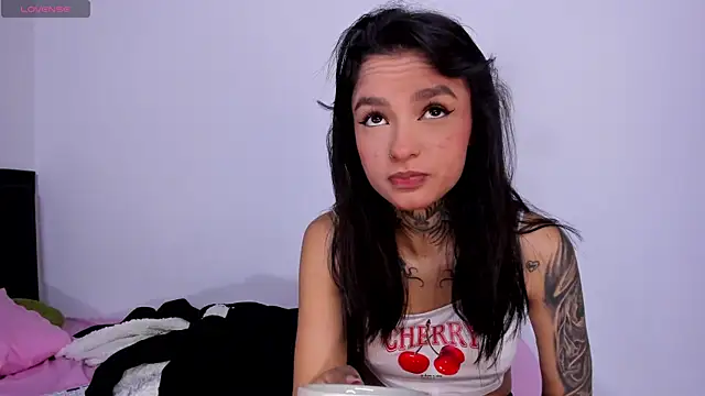 medussa13  online show from 25, 1, 2025