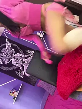 Bad kitty777 online show from 25, 2, 2025