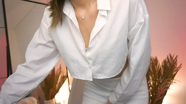 Peopleneedlove144 online show from 14, 2, 2025