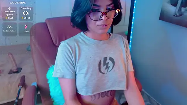 AlessiaVal  online show from 16, 1, 2025