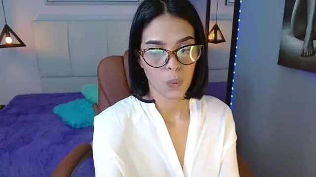 AlessiaVal  online show from 13, 2, 2025