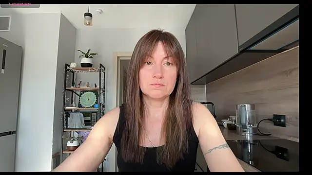 Snapshot of jainesummer chatting on 3, 6, 2026 jainesummer online show from 3, 6, 2026