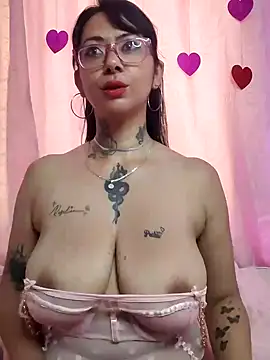 Snapshot of Saloome- chatting on 18, 2, 2025 Saloome- online show from 18, 2, 2025