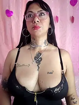 Snapshot of Saloome- chatting on 14, 3, 2025 Saloome- online show from 14, 3, 2025