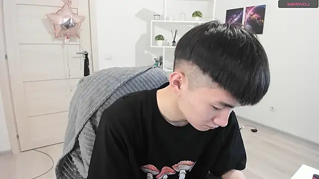 Miram Yu online show from 14, 3, 2025