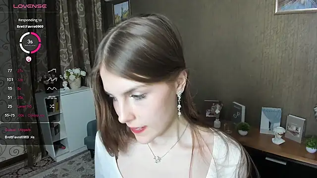 Snapshot of DarleneHatt chatting on 17, 1, 2025 DarleneHatt online show from 17, 1, 2025