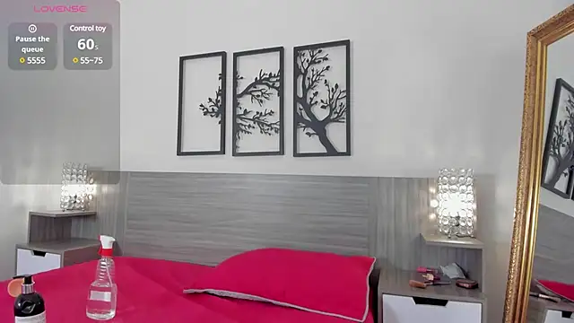 AmaraVelez online show from 30, 1, 2025