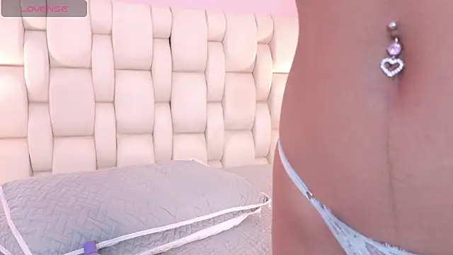 AmaraVelez online show from 5, 2, 2025