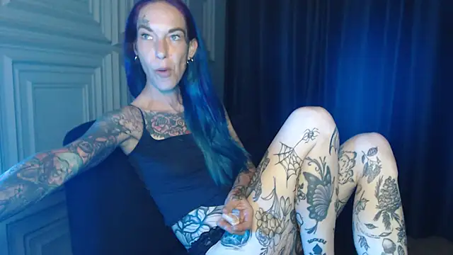 Snapshot of RavenryderUK chatting on 29, 7, 2026 RavenryderUK online show from 29, 7, 2026