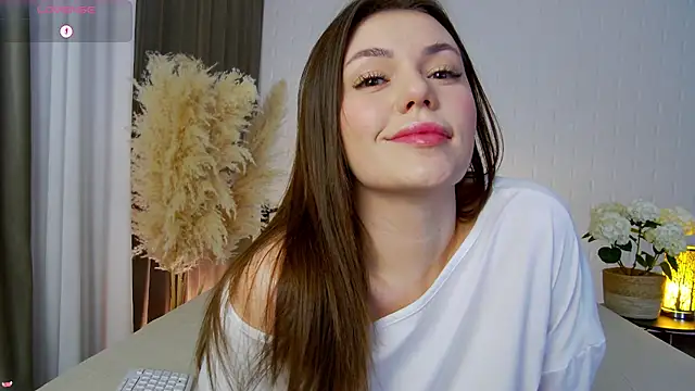 Snapshot of _RiverLov chatting on 8, 5, 2026 RiverLov online show from 8, 5, 2026