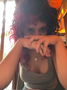 Snapshot of Sweet_Chaos chatting on 12, 4, 2026 Sweet Chaos online show from 12, 4, 2026