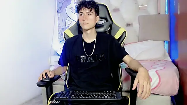 johnny cagee online show from 27, 11, 2025