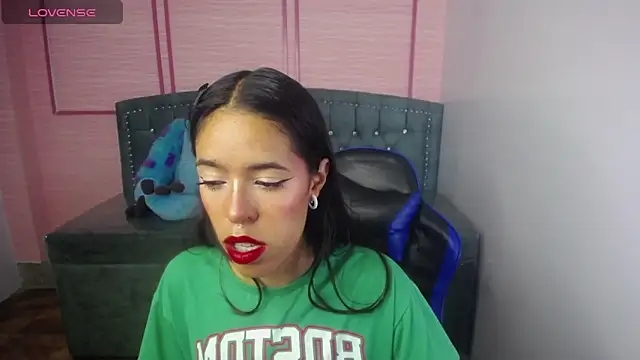 stephania t online show from 12, 3, 2025