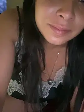 Snapshot of Effyvice13 chatting on 19, 5, 2026 Effyvice13 online show from 19, 5, 2026