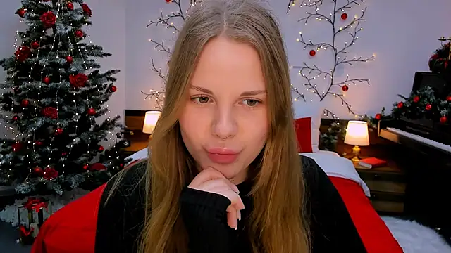 Snapshot of holy_kitty chatting on 25, 12, 2024 holy kitty online show from 25, 12, 2024