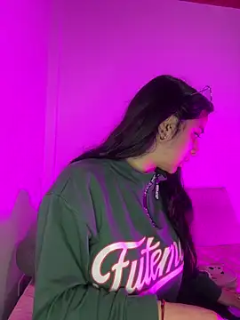 Cassie-millers online show from 4, 12, 2024