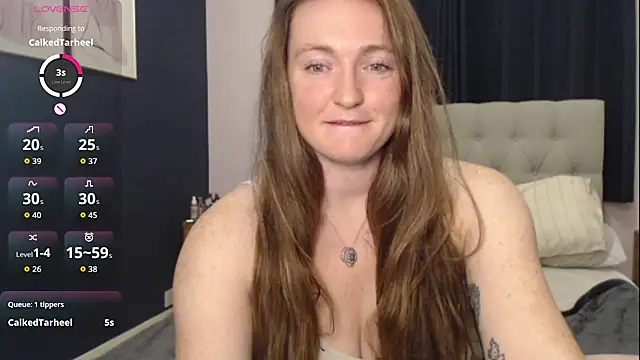 BustyBonnieUK online show from 30, 11, 2025