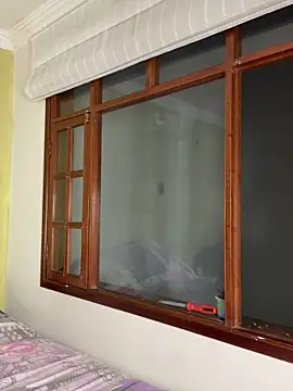 aurora divine online show from 28, 9, 2025