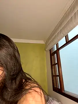 aurora divine online show from 12, 10, 2025