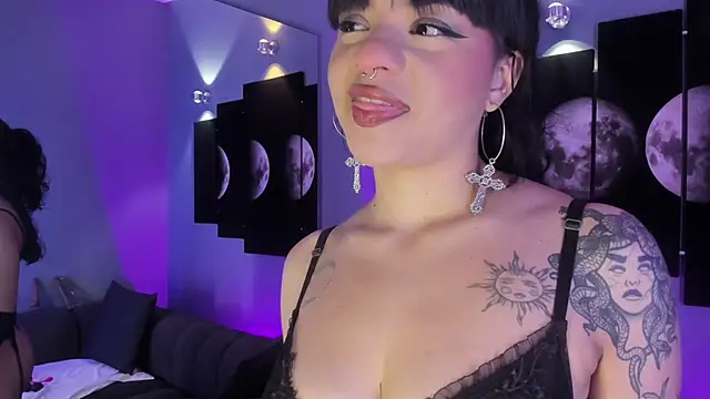 maddy walker online show from 1, 2, 2025