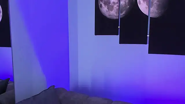 maddy walker online show from 5, 3, 2025