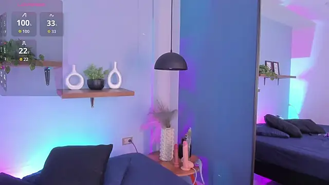 maddy walker online show from 17, 12, 2025