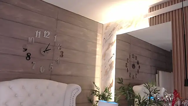 MadyJackson online show from 5, 3, 2025