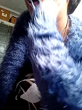 ruhi2003 online show from 6, 12, 2024