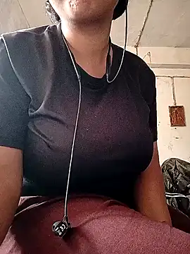 ruhi2003 online show from 14, 2, 2025