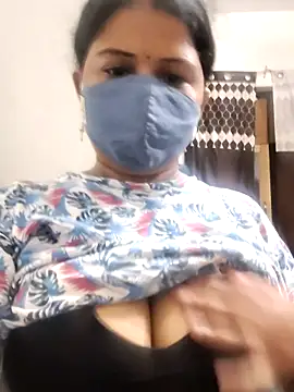 Snapshot of Dr_Chhaya chatting on 20, 7, 2026 Dr Chhaya online show from 20, 7, 2026
