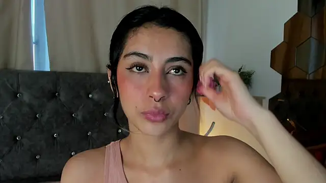 Snapshot of Alyssa_jones chatting on 27, 2, 2026 Alyssa jones online show from 27, 2, 2026