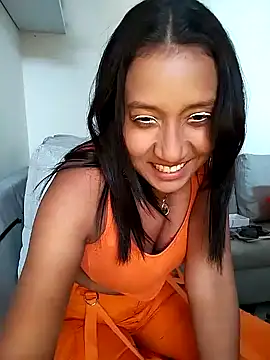 Snapshot of cami_victoria chatting on 13, 1, 2025 cami victoria online show from 13, 1, 2025