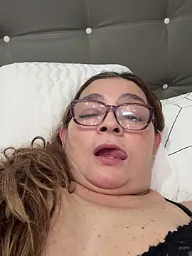 Snapshot of AntonellaAlondra4 chatting on 19, 1, 2026 AntonellaAlondra4 online show from 19, 1, 2026