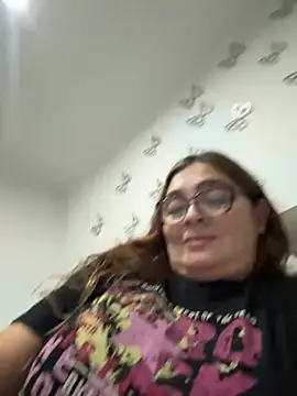 Snapshot of AntonellaAlondra4 chatting on 4, 2, 2026 AntonellaAlondra4 online show from 4, 2, 2026