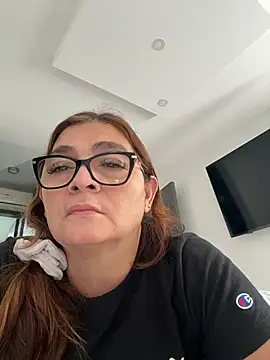 AntonellaAlondra4 online show from 13, 3, 2026