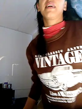 Snapshot of Alisson_420 chatting on 15, 11, 2025 Alisson 420 online show from 15, 11, 2025