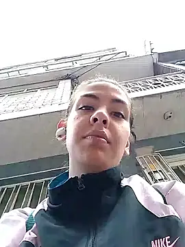 Snapshot of Alisson_420 chatting on 25, 11, 2025 Alisson 420 online show from 25, 11, 2025